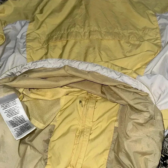 Vintage Columbia Yellow Windbreaker Rain Coat - Picture 10 of 12